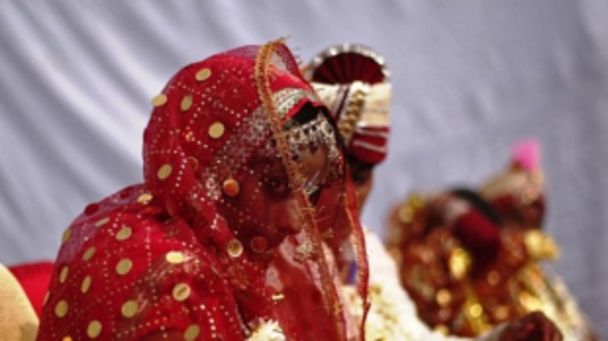 Hindi teacher marries minor student in Andhra, arrested.