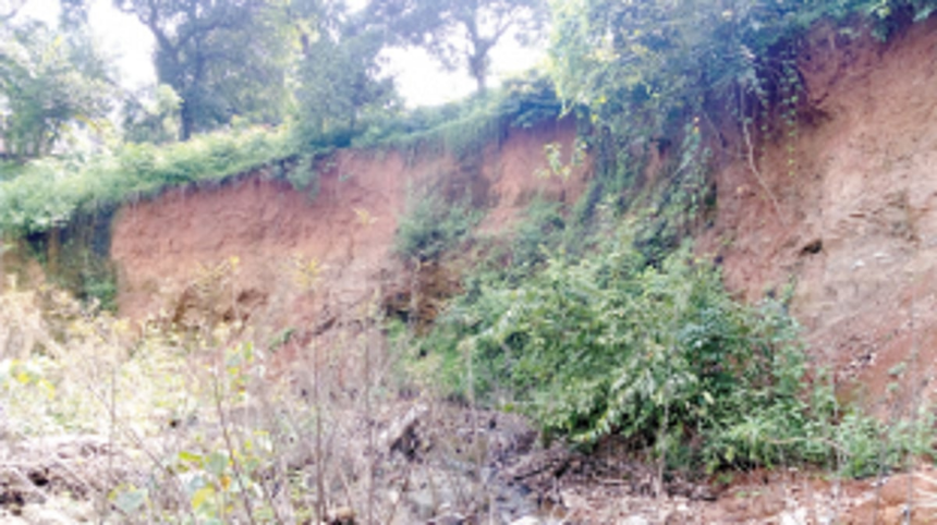 Hivrem river swallowing up large  swaths of land every monsoon