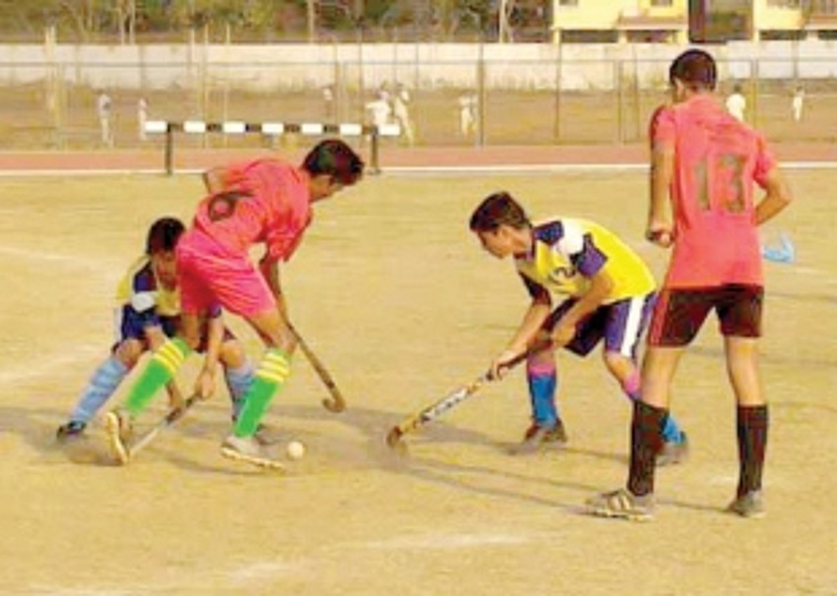 Hockey looking to scoop over other sports in State