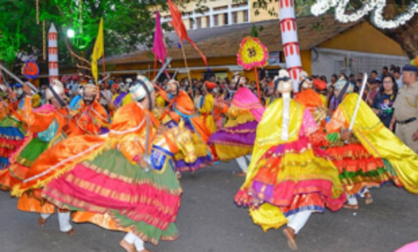 Hold Shigmo as per schedule, demand artists