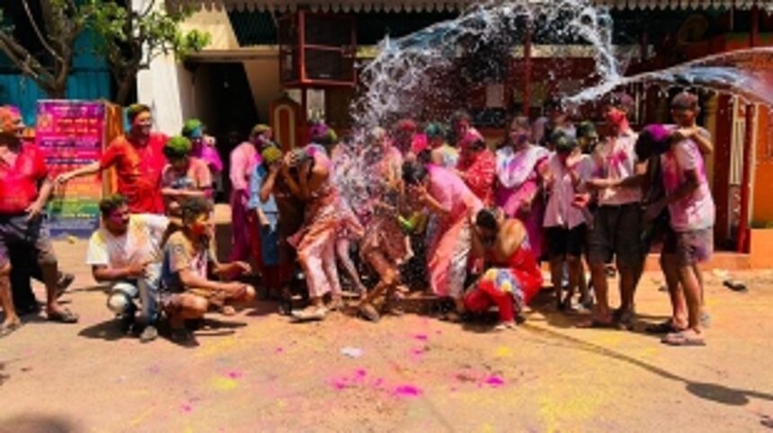Holi celebrated with a big splash of colours and joy in Goa