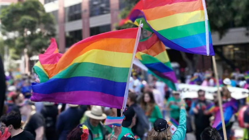 Hong Kong to Recognise Limited Rights of Overseas Same-Sex Marriages 1 Hong Kong to Recognise Limited Rights of Overseas Same-Sex Marriages