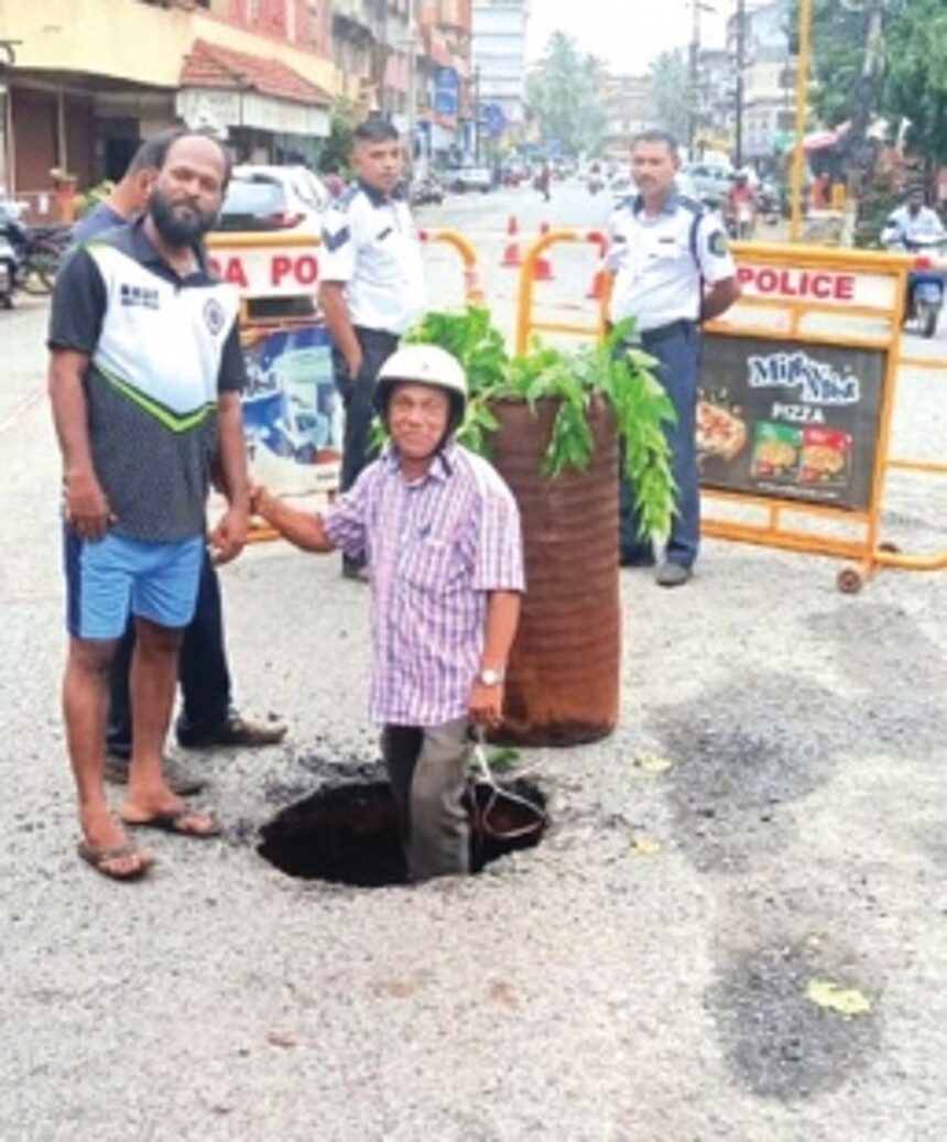 Hot mess: Vasco road forms pothole only a month after repair 1 Hot mess: Vasco road forms pothole only a month after repair