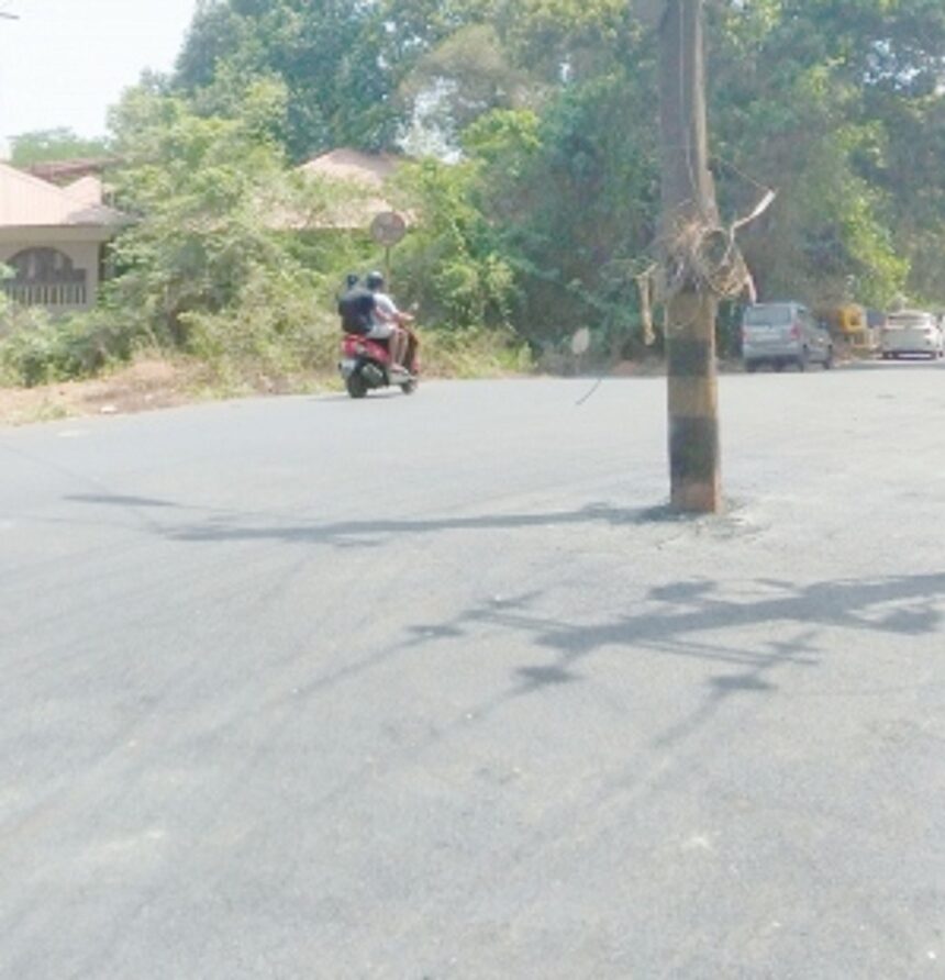 Hot-mixing completed in Ponda but electricity poles pose danger