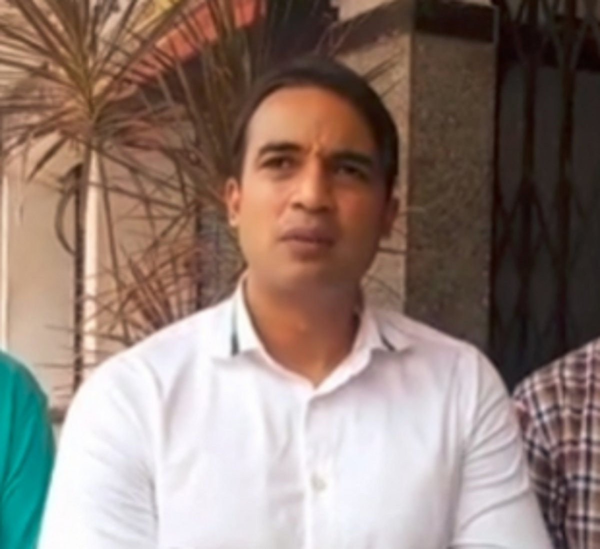 Hot-mixing   of city road   launched