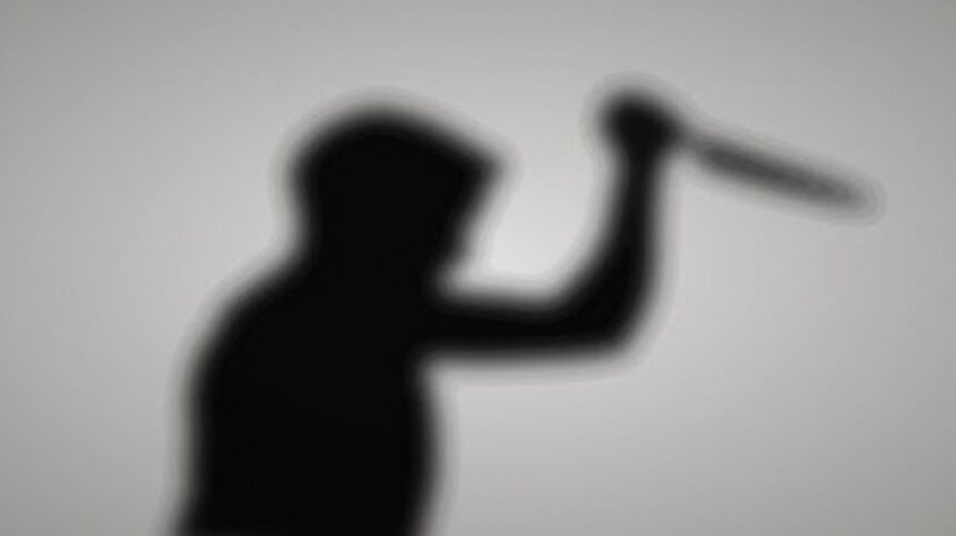 Hotel employee slits the neck of his business partner with  a knife at Aguada helipad