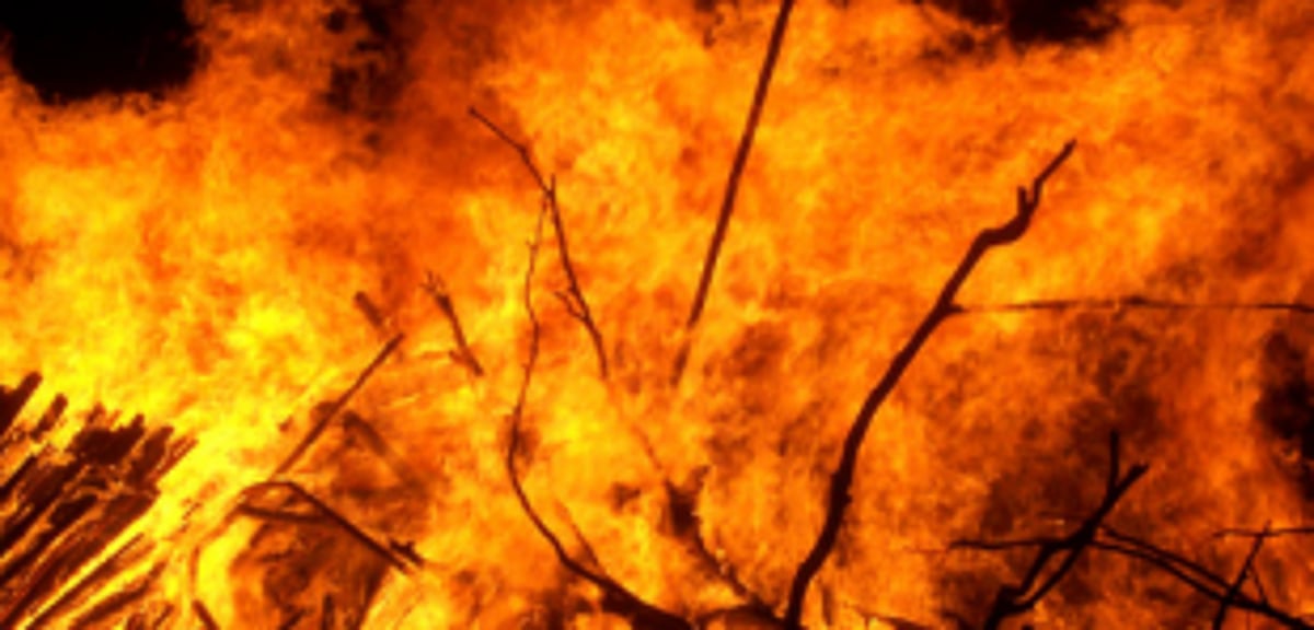 House gutted  at Dhargal