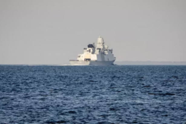 Houthi Rebels Target US and UK Ships in Red Sea Missile Attacks: Vessel Headed for India Escapes Major Damage