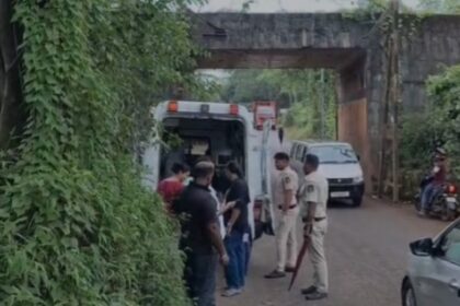 Husband Dies Saving Wife from Railway Tracks in Cuncolim Tragedy