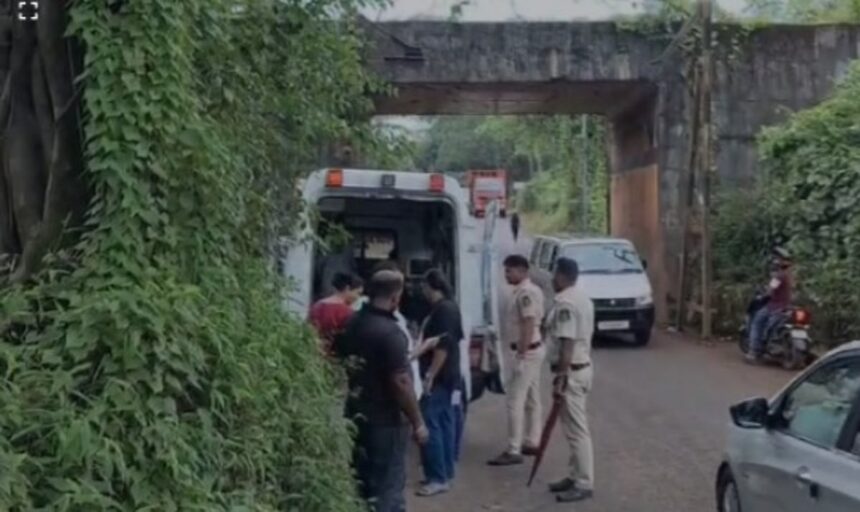 Husband Dies Saving Wife from Railway Tracks in Cuncolim Tragedy 1 Husband Dies Saving Wife from Railway Tracks in Cuncolim Tragedy