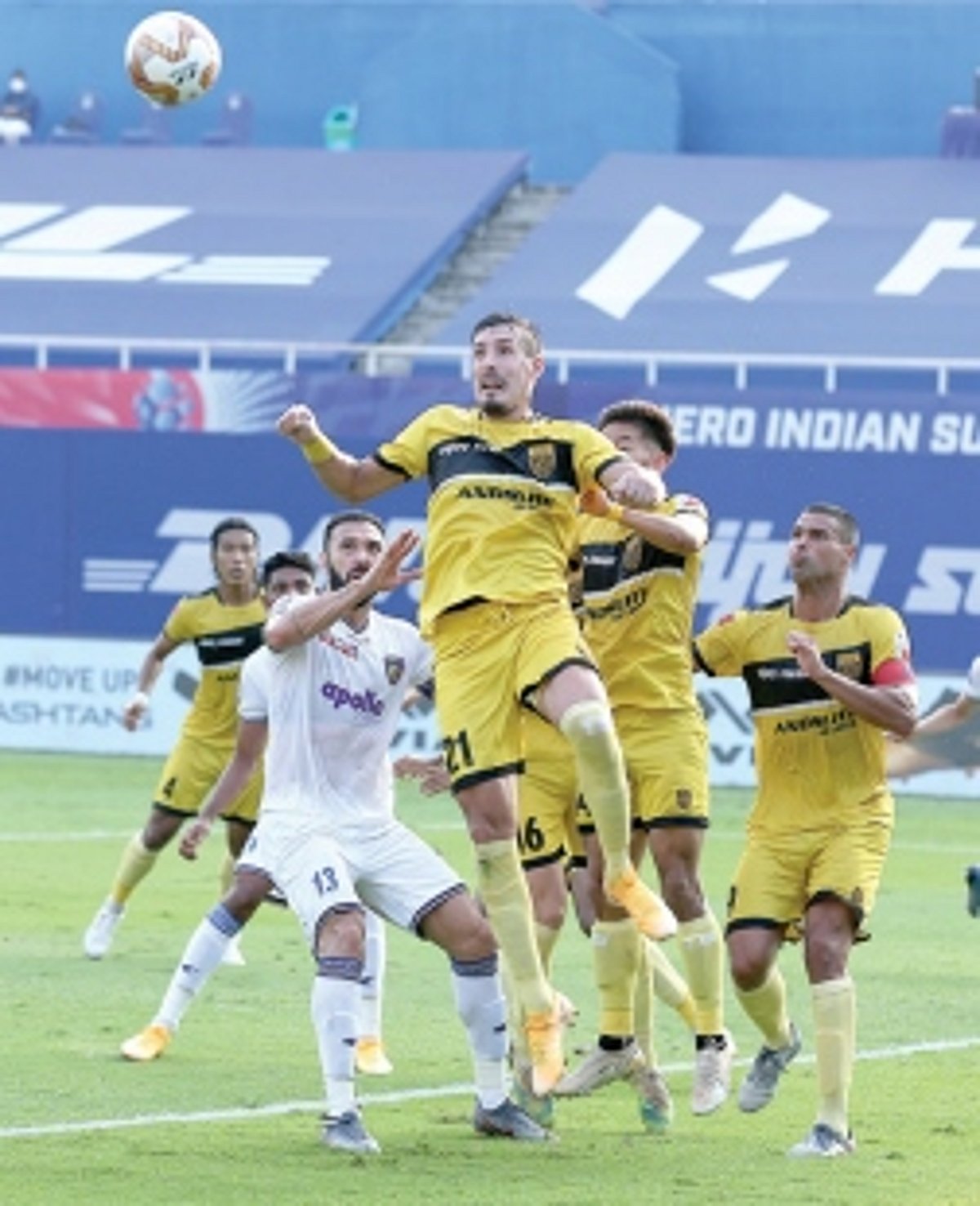 Hyderabad move to third after victory over insipid Chennaiyin