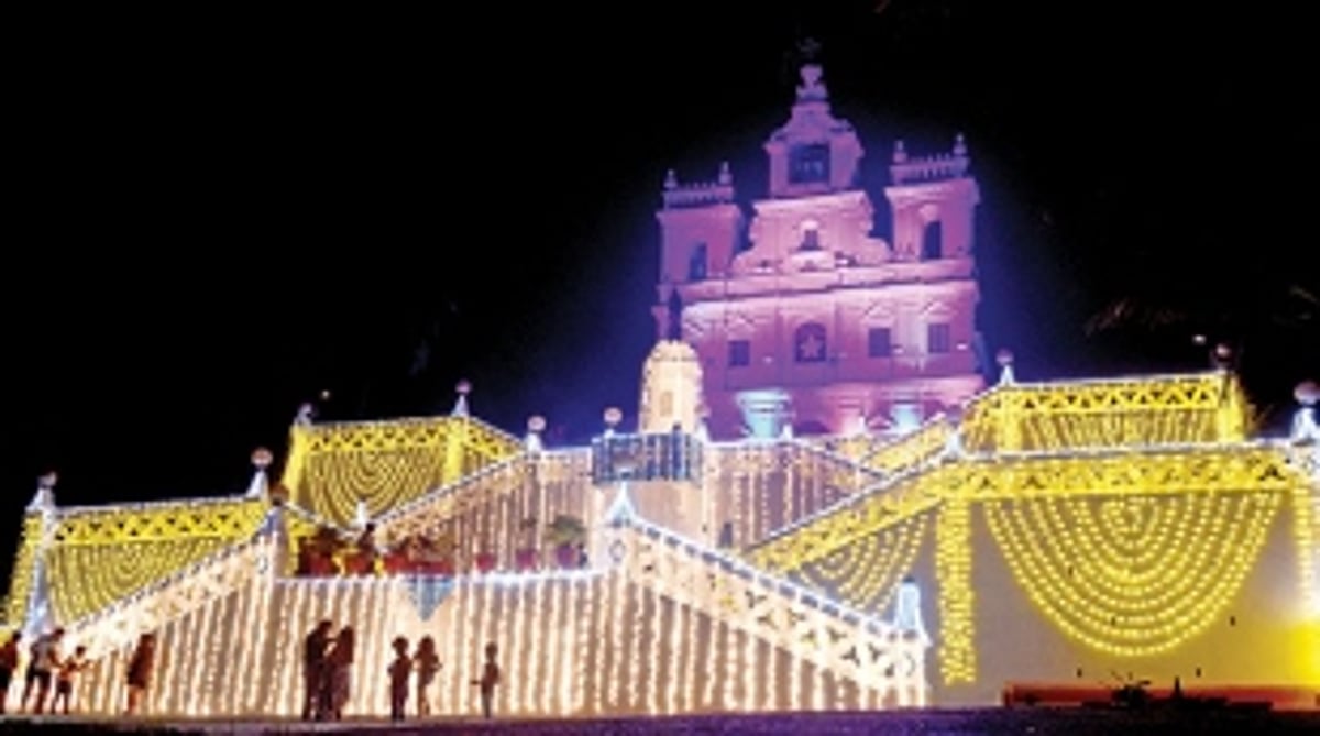 I&B Minister Javadekar arrives  in Goa for IFFI’s inauguration