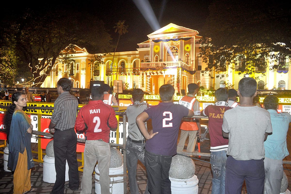 IFFI enthusiasts wait to catch a glimpse of celebrities walking on the red carpet in front of the old GMC, one of the film fest venues, on Tuesday.But none showed up disappointing the fans thoroughly.