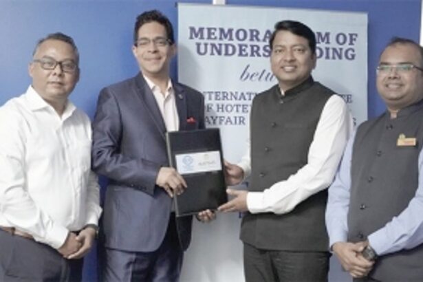 IIHM and Mayfair Hotels & Resorts forge  strategic partnership with MoU signing
