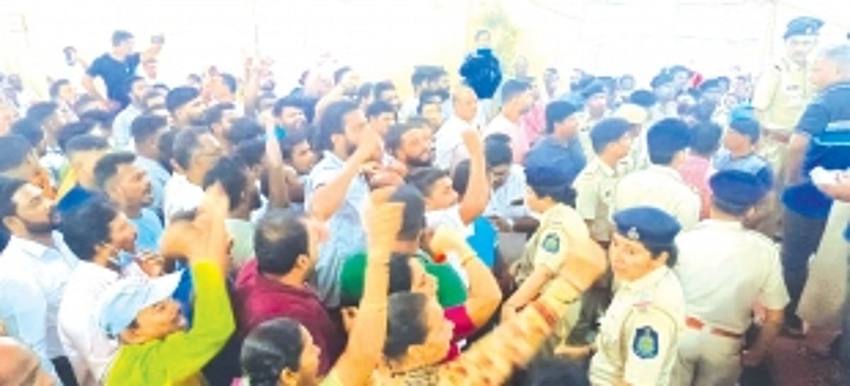 IIT ‘supporters’ disrupt farmers meet called to discuss proposed project at Sanguem, police disperse crowd