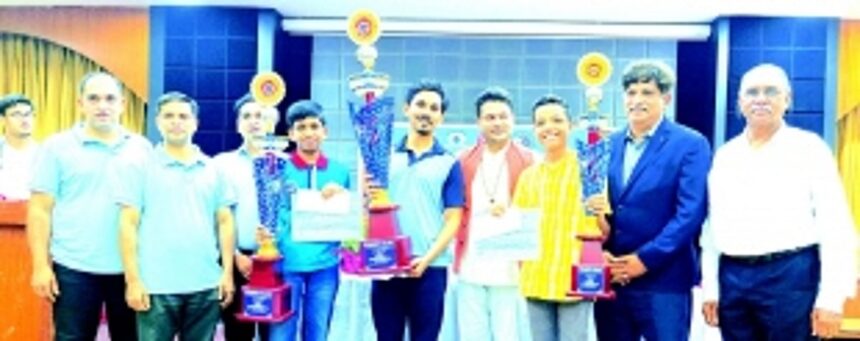 IM Ritviz emerges champion at Unity Club 2nd All-India Open Rapid Rating Chess Tournament 1 IM Ritviz emerges champion at Unity Club 2nd All-India Open Rapid Rating Chess Tournament