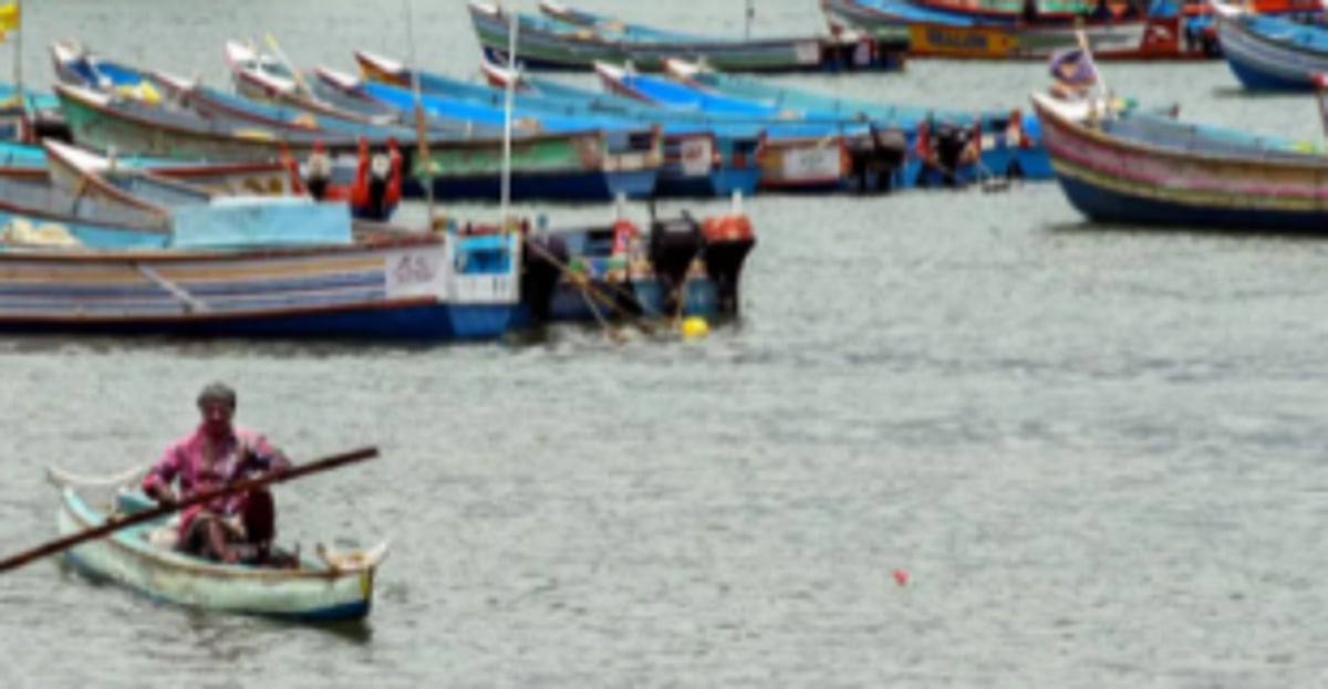 IMD warns fishermen not to venture into sea