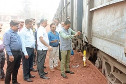 IT HAS STARTED: First iron ore-laden train of mining giant Vedanta arrives at Mormugao Port from Karnataka