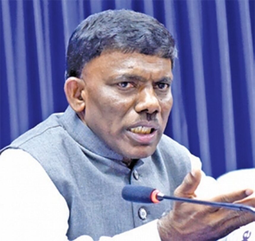 IT'S WAR: Tawadkar-Gaude fight out in the open with ‘soiled linen’ washed in public