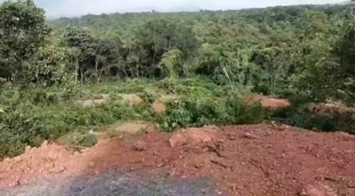 Illegal Hill Cutting & Plotting in NDZ raises concerns at Latambarcem, Bicholim