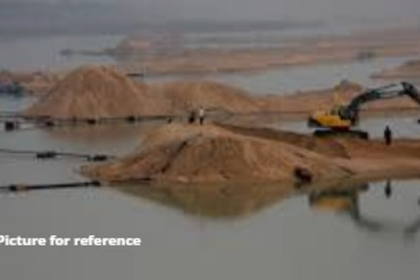 Illegal Sand Mining Busted at Xelvona-Curchorem; High-Tech Suction Pump Seized
