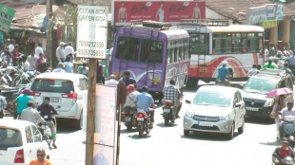 Illegal bus stops in the town  – is anyone watching?