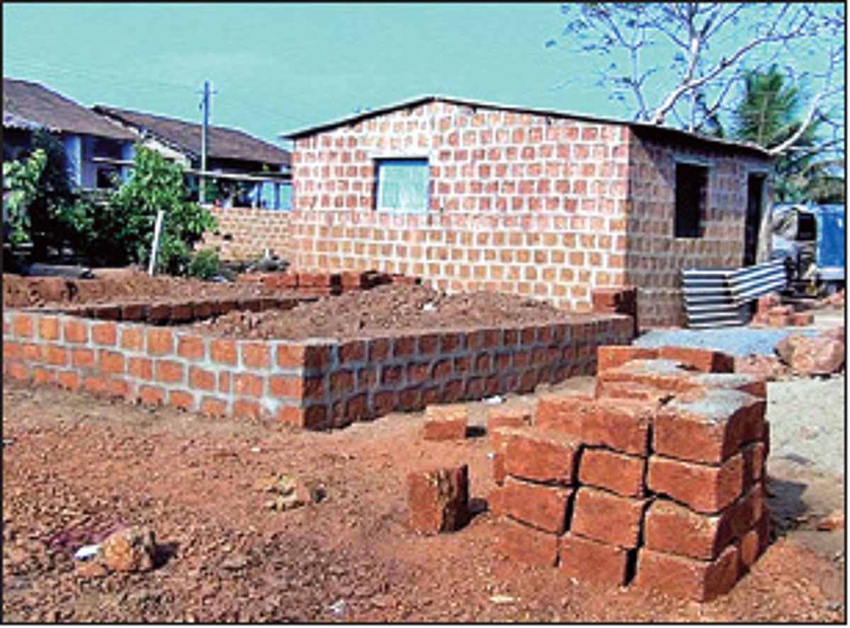 Illegal constructions hit Tivim comunidade