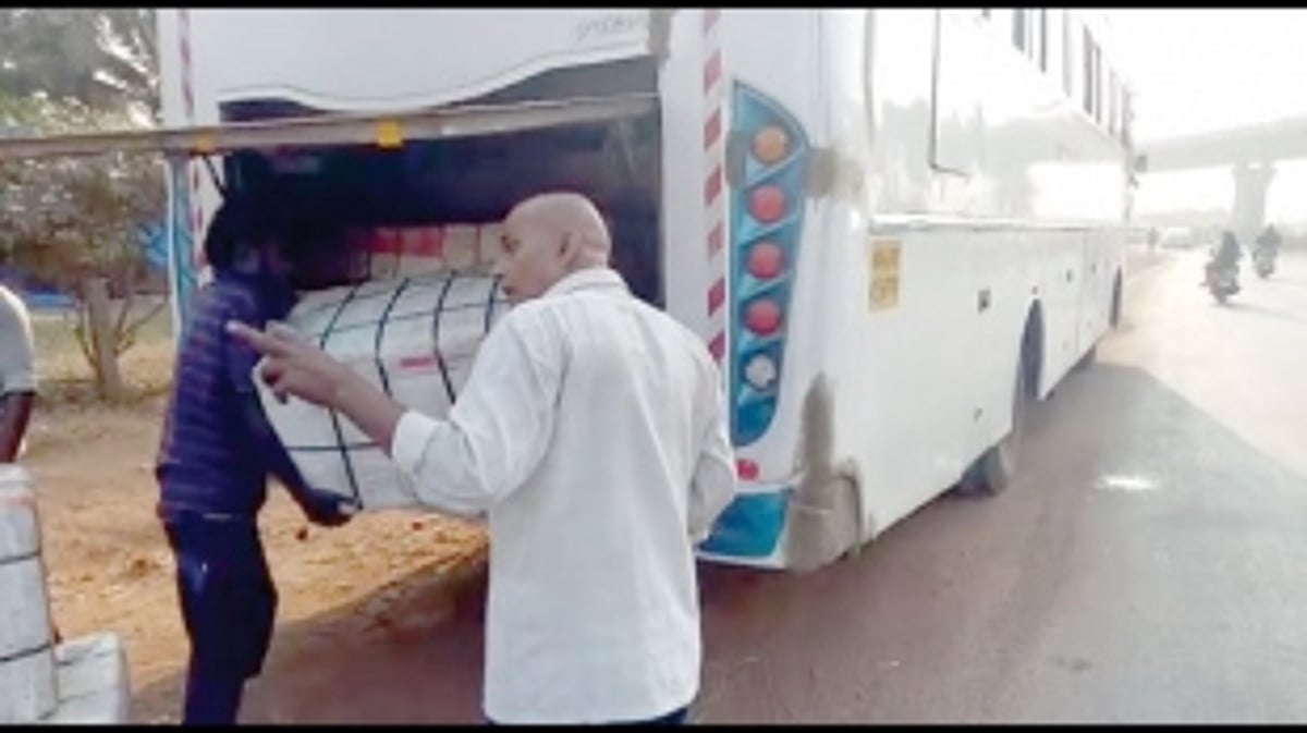 Illegal fish import through buses detected