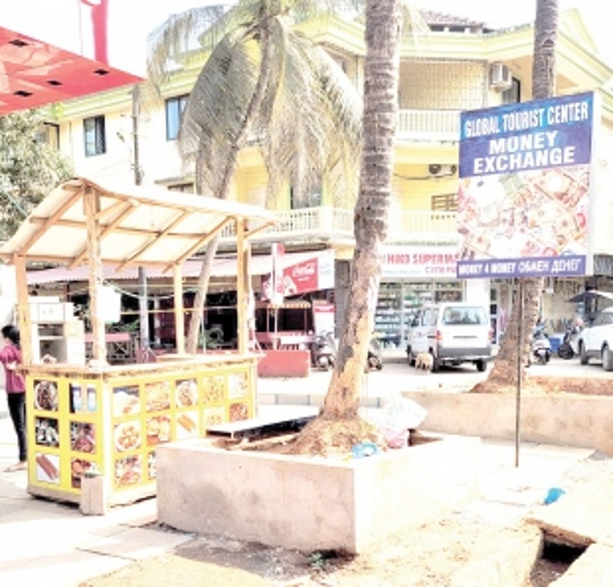 Illegal gaddas at Benaulim beach