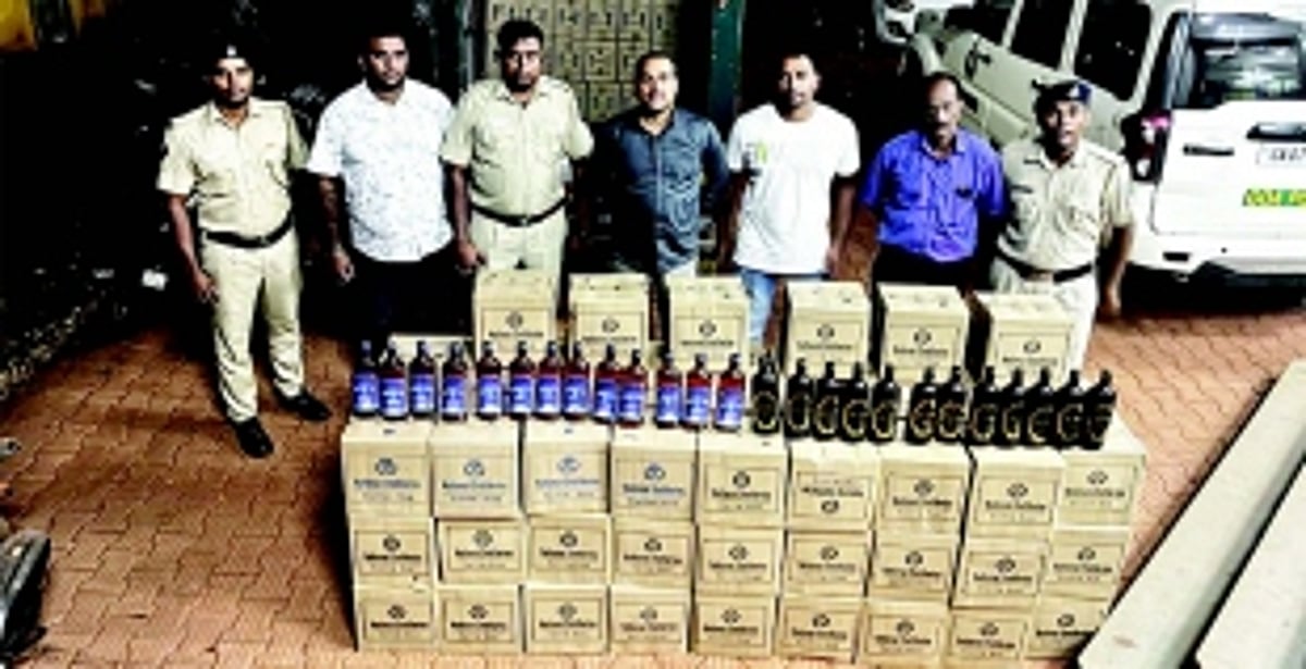 Illegal liquor worth Rs 6 lakh seized near Naibag, Pernem