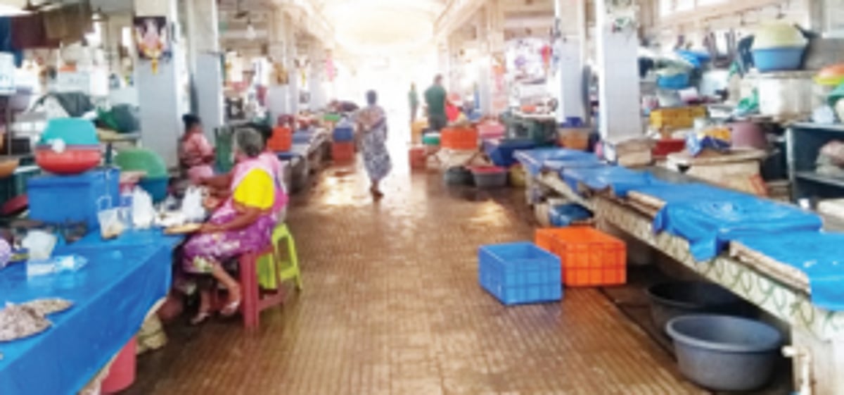 Illegal retail trade in wholesale market upsets sons of the soil retail traders
