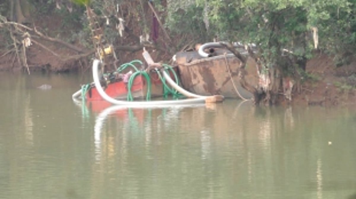 Illegal sand extraction in Dudhsagar River