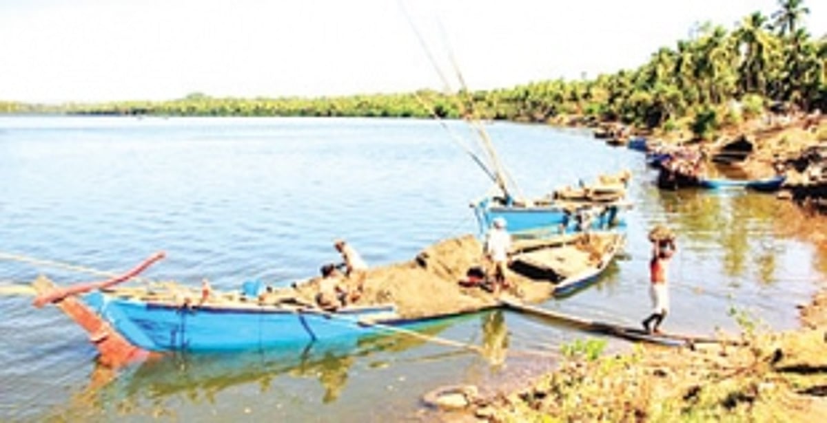 Illegal sand extraction, transportation continues in Priol