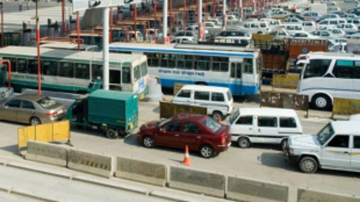 Illicit Toll Plaza Scam in Gujarat: Fraudsters Extract Millions in Taxes from Commuters Over 18 Months