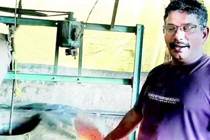 In Tivre-Vargao, Jayesh Naik revives the traditional art of making fov ahead of Diwali