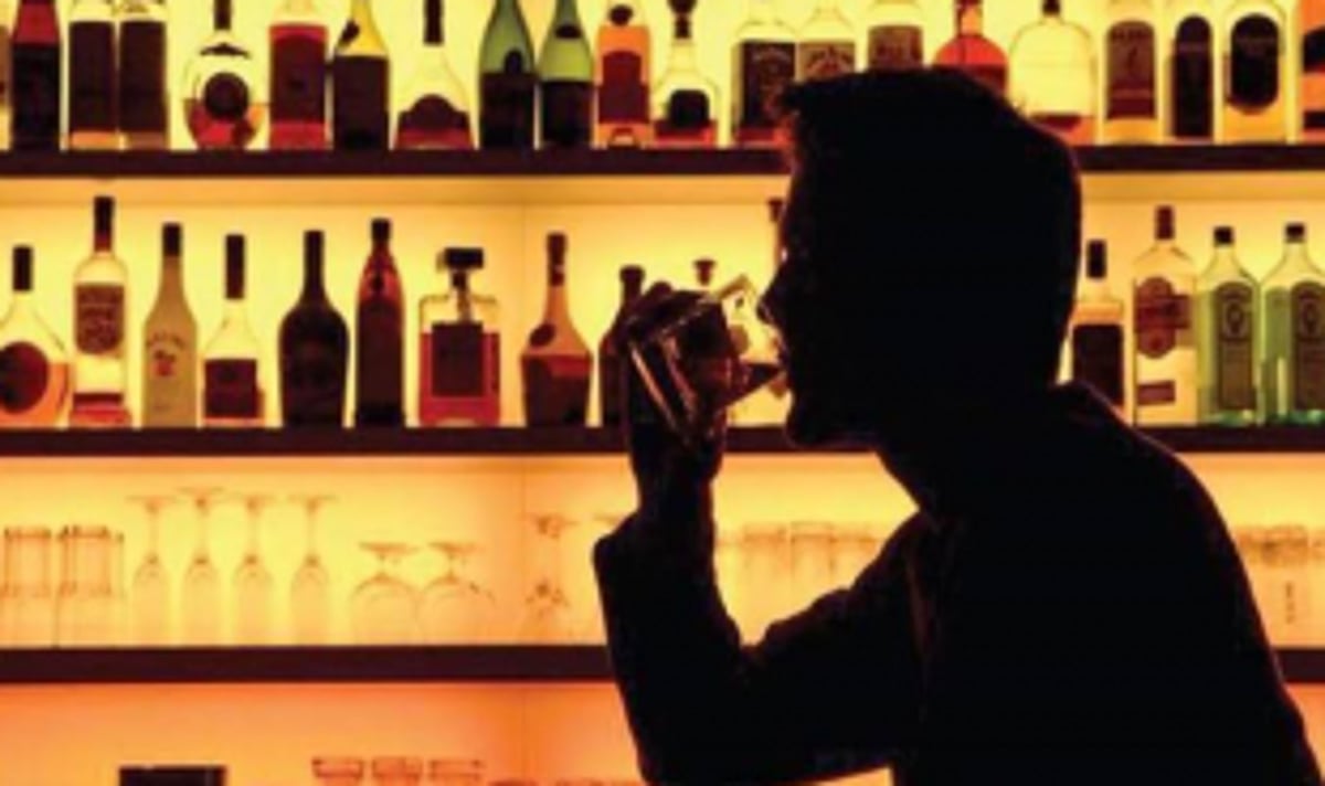 In bid to make village alcohol-free, Warkhand-Nagzar p’yat resolves to shut bars, liquor shops