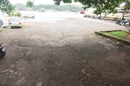 In flash strike, taxis stay off the road