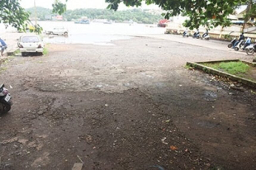 In flash strike, taxis stay off the road