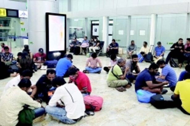 Inadequate seating at Dabolim airport