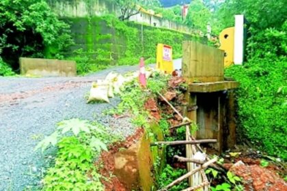 Incomplete culvert, rutted road put motorists at risk in Varchawada-Bhoma