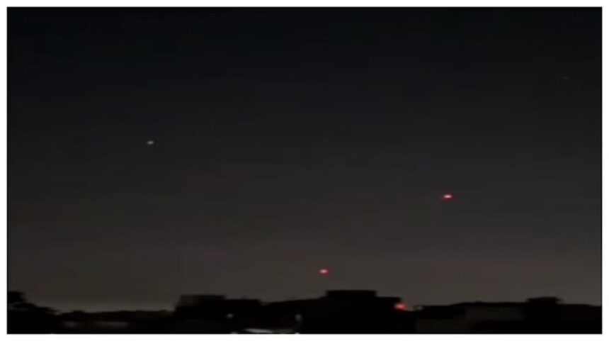 Ind vs Pak: Air defence systems stop Pakistani raids in Jammu, blackouts across the city 1 Ind vs Pak: Air defence systems stop Pakistani raids in Jammu, blackouts across the city