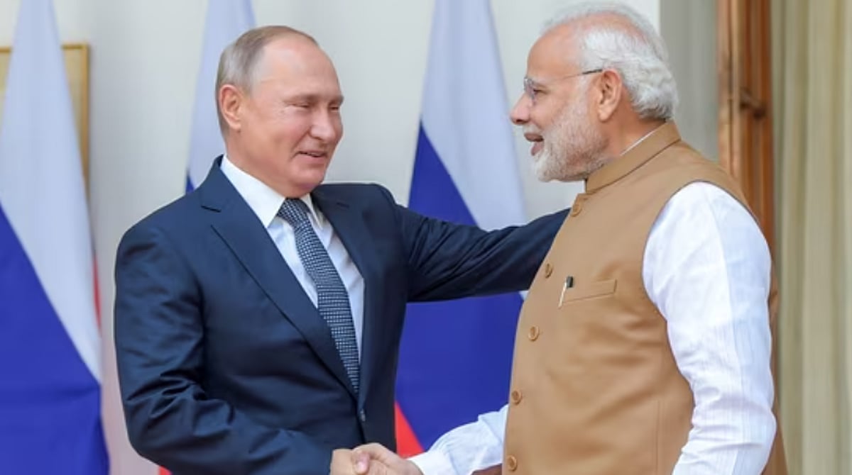 India Halts Russian Oil Imports Amid Shrinking Discounts and Trump’s Tariff Threats