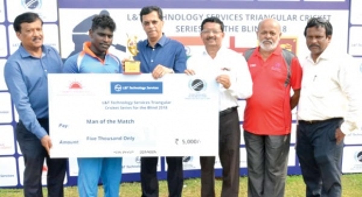 India beat Sri Lanka by a run
