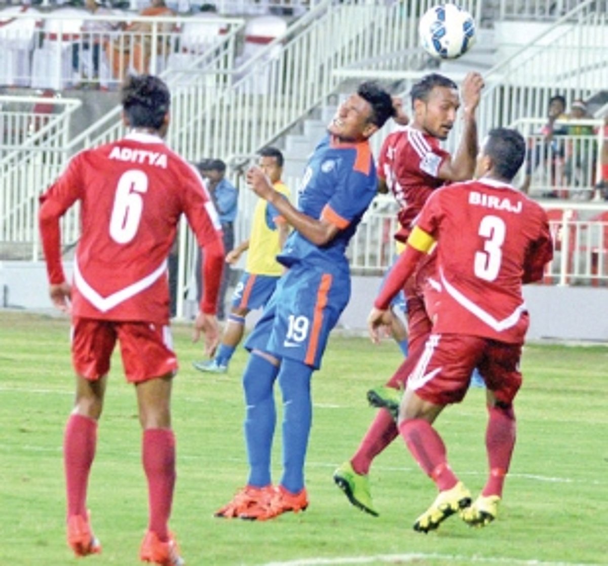 India storm into semi-finals