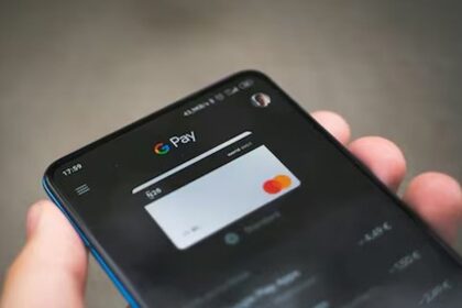 Indian Users Can Now Make Global Payments via UPI on PayPal World