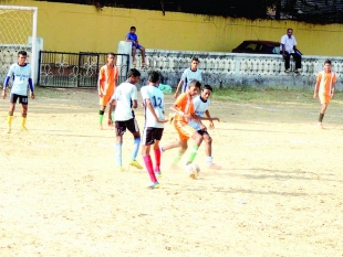 Infant Jesus HS, Mount Mary’s HS march on