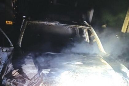 Inferno engulfs SUV  near Reis Magos Fort