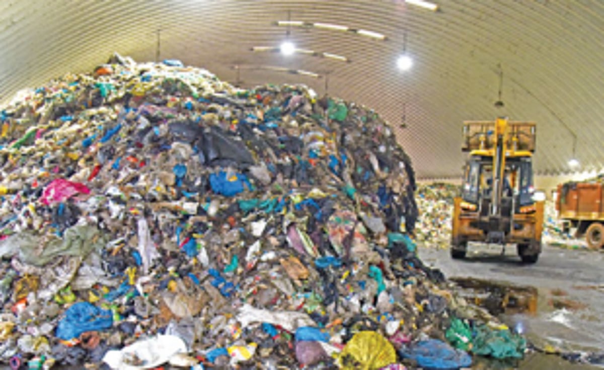 Inspection held to review work at Sonsoddo garbage treatment site