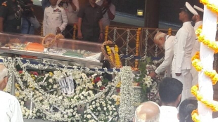 Interval in Goa’s Political theatre as Parrikar’s last rites about to commence