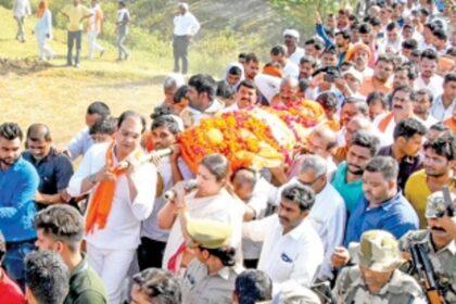 Irani’s aide shot dead in Amethi